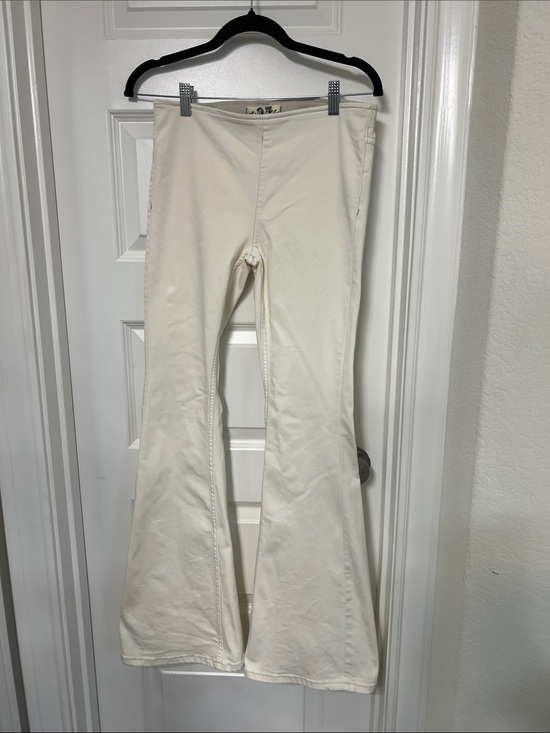 We The Free Denim - We The Free Cream Flare Jeans - High-Rise Wide Leg